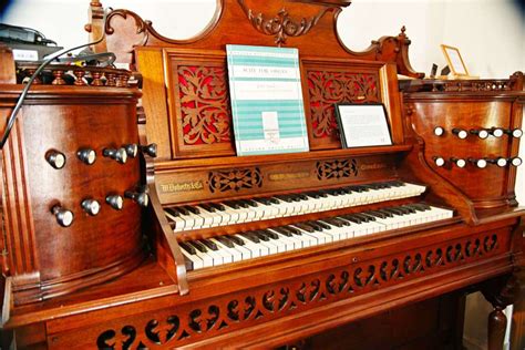 Reed Organ – Two Manual – Twenty Stops - Whittakers Musical Museum ...