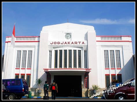 Jogjaicon Jogja Icon Jogja Journey #explorejogja #jalanjalandijogja: STASIUN TUGU JOGJA (The ...