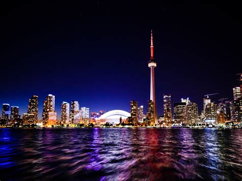 Eat, Drink and Shop! Toronto Set To Host An Amazing Night Market