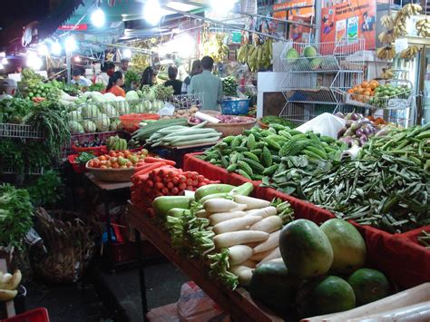 File:Little India market vegetables Singapore.jpg - Wikimedia Commons