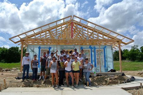 2013 NARI Housebuild for Habitat for Humanity - Eastside Lumber & Decking | Composite Decking ...