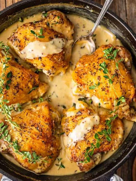 Chicken Dijon with White Wine - Easy Chicken Recipes