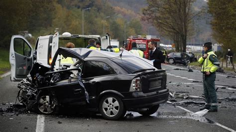 Accidentes: DGT estudia que los conductores paguen los daños en un accidente por el uso del móvil