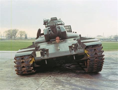 Experimental T95 tank with its hydraulic suspension, 1965 : TankPorn