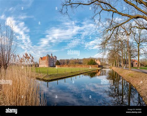 Croy castle hi-res stock photography and images - Alamy