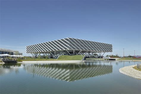 Adidas World of Sports Arena / Behnisch Architekten | ArchDaily