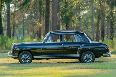 1958 Mercedes-Benz 220 S Sedan | West Palm Beach | Classic Car Auctions | Broad Arrow Auctions