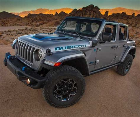 Jeep Wrangler 4xe Is a Plug-in Hybrid Off-Roader