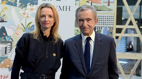 LVMH Shuffles Leadership at Dior and Louis Vuitton, Its Top Brands - The New York Times