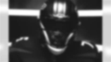 Jets Unveil New Stealth Black Alternate Helmet