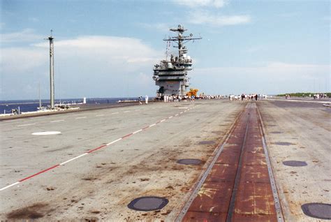 Aircraft Carrier Flight Deck | USS John F. Kennedy (CV-67) a… | Flickr