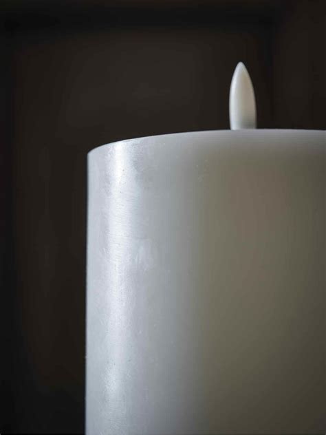 Exquisite White LED Candles | White Flameless Pillar Candles