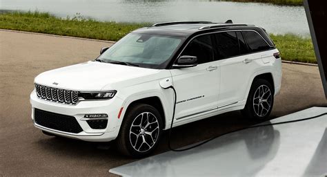 Jeep Debuts Two-Row 2022 Grand Cherokee With 4xe PHEV, Will Electrify ...