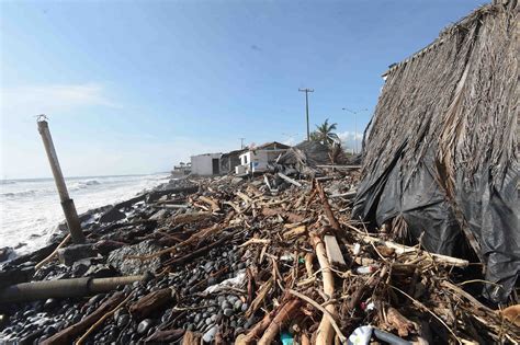 File:Damage from Hurricane Patricia 2015 in Colima, Mexico.jpg - Wikimedia Commons