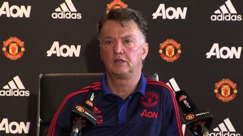 Louis van Gaal Press Conference - YouTube