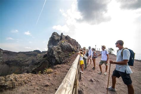 Skip-the-Line Mount Vesuvius & Pompeii Tour | Gray Line