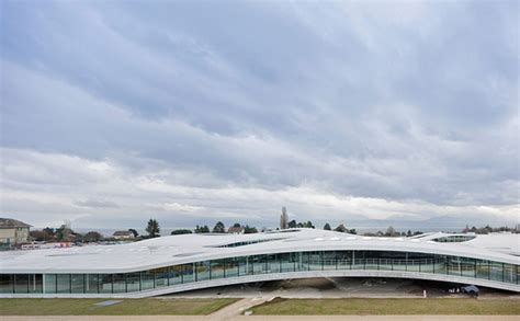 Rolex Learning Center / SANAA | ArchDaily