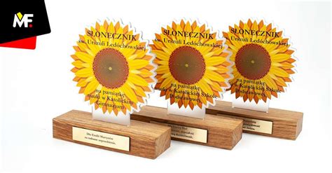 Sunflower trophy - Modern Forms - producent of medals and trophies