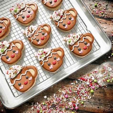 Cute Christmas Cookies That Your Kids Will Love - Blush & Pine | Christmas sugar cookies, Cute ...