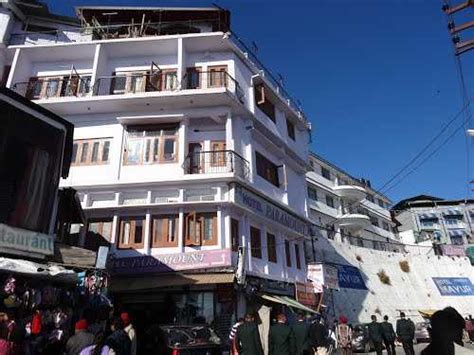 The Mall Road, Mussoorie - Things to Do, Shopping, Timings