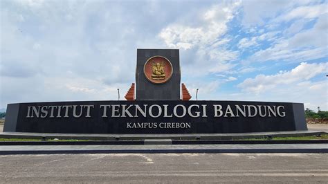 INSTITUT TEKNOLOGI BANDUNG