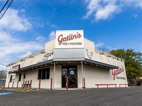 Gatlin's Fins & Feathers - Review - Garden Oaks - Houston - The Infatuation