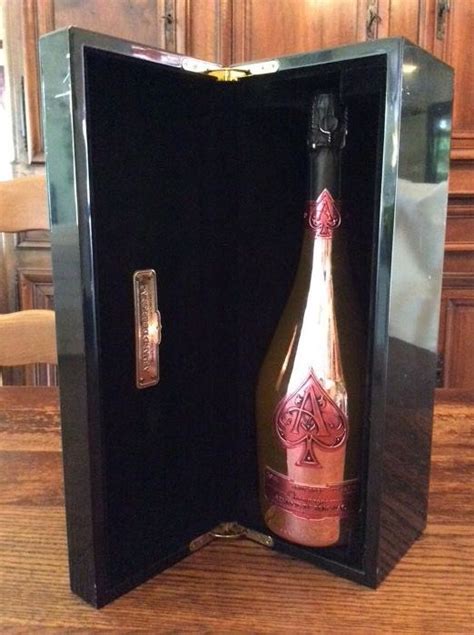 Armand de Brignac Ace of Spades Brut Rose, Champagne - 1 bottle (75cl) in black lacquered box ...