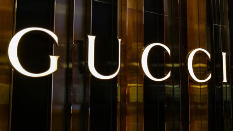 Kering stock price plunges on weak Gucci sales