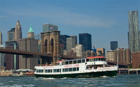 Circle Line New York Harbour Lights Cruise - Only £28.41 | Tickets.co.uk