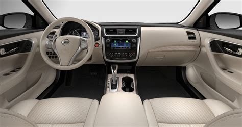 2018 Nissan Altima Interiors | Nissan USA