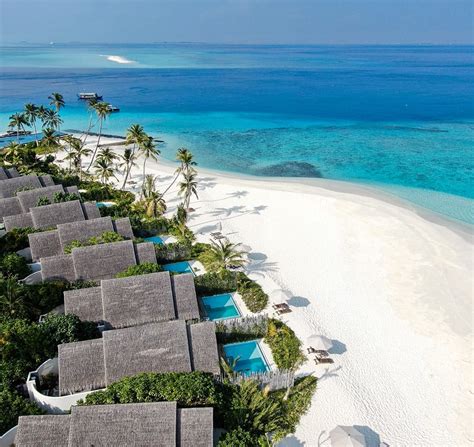 Fushifaru Maldives Resort - Best 5 Star Resorts in the Maldives