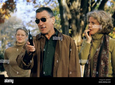 TERI POLO, ROBERT DE NIRO, BLYTHE DANNER, MEET THE PARENTS, 2000 Stock Photo - Alamy