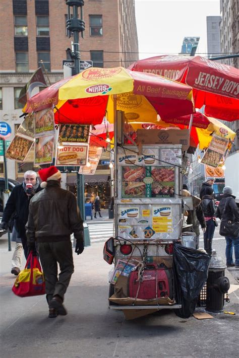 NYC Food Cart Vendor editorial photo. Image of pedestrians - 63108576