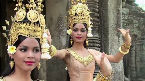 Cambodia-Angkor wat Apsara Royal dance - YouTube