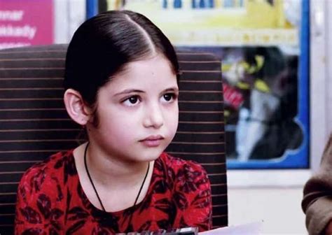 Bajrangi Bhaijaan's Munni aka Harshali Malhotra gets best debut actress ...