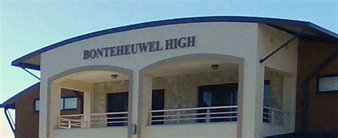 PICS: Bonteheuwel High School makes matric ball history