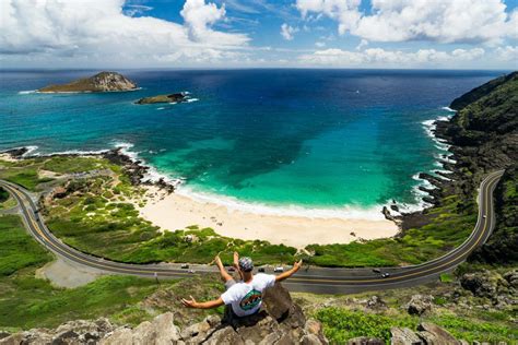 MAKAPU'U TOM TOM TRAIL IS MOST UNDERRATED HIKE ON OAHU | Lighthouse trails, Oahu, Trail