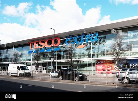 Slough Berkshire UK - Tesco Extra superstore Stock Photo, Royalty Free ...