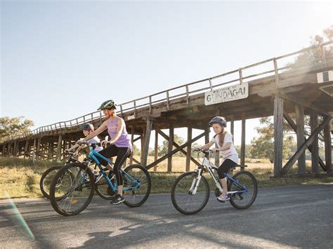 Historic Bridges of Gundagai | NSW Holidays & Accommodation, Things to Do, Attractions and Events