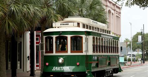 Galveston trolleys return for busy summer season | Local News | The Daily News