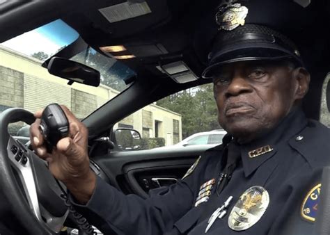 Meet L.C. Smith: The 91-year-old police officer still on patrol – Law ...