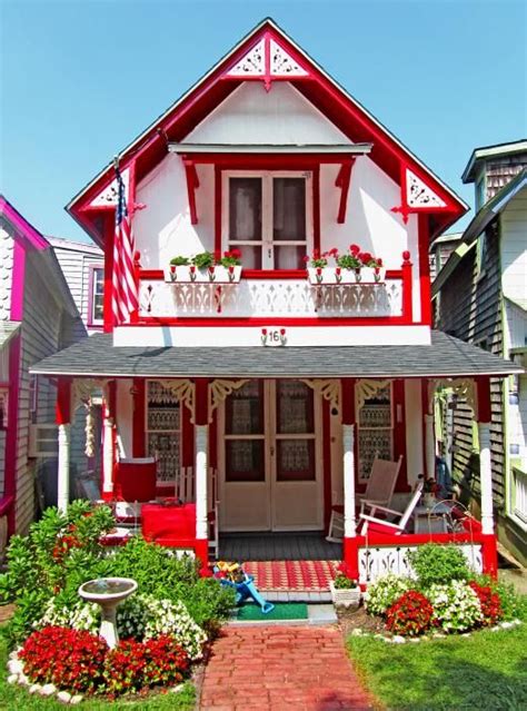 Oak Bluffs Gingerbread Cottages Martha's Vineyard | House colors, Cute ...