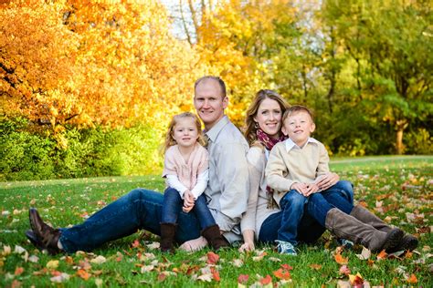 Fall Family Photoshoot Ideas/ Cincinnati | Elisabeth McKnight