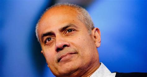 George Alagiah's family accept award three months after death | Metro News