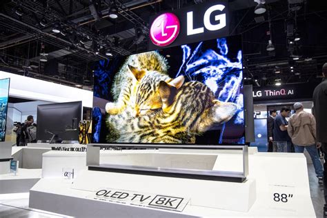 LG ANNOUNCES START OF SALES OF WORLD’S FIRST 8K OLED TV | LG Newsroom