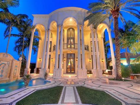 ENJOY A THREE-NIGHT STAY AT THE HISTORIC AND GLAMOROUS FORMER VERSACE MANSION IN MIAMI – Optimal ...