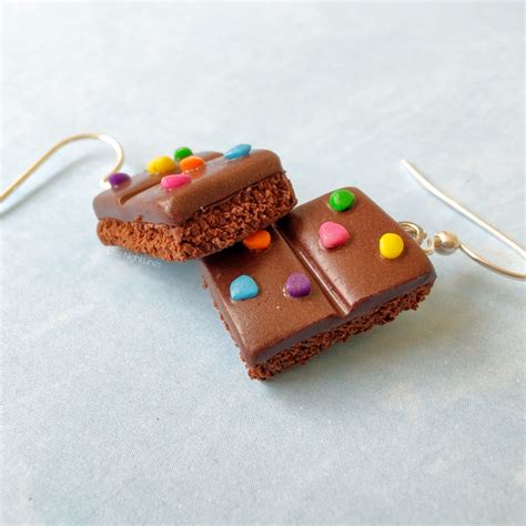 Mini Cosmic Brownie Polymer Clay Food Earrings , LittleNightLines | Fikirler