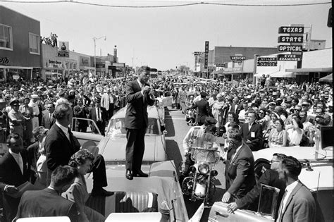 John F. Kennedy on the Campaign Trail: Classic Photos From 1960