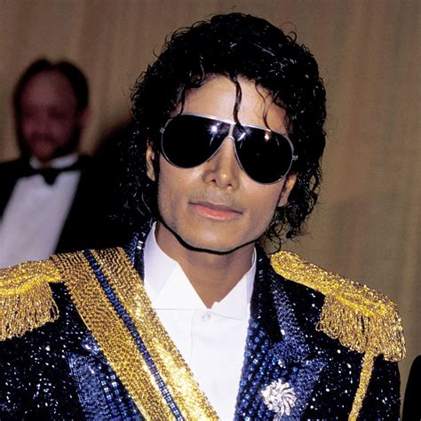 35 Years After Thriller, Michael Jackson’s Iconic Sunglasses Get a ...