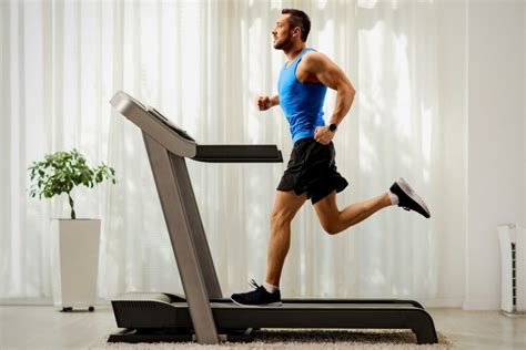 Treadmill Safety: 5 Essential Tips to Prevent Injuries (2022 Guide)